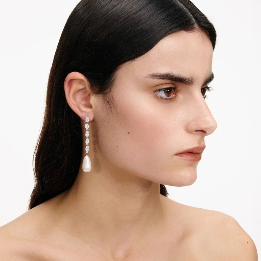 Crystal Droplet Earrings Crystal Droplet Earrings