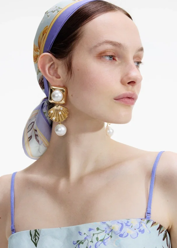 Gold Pearl Shell Earrings Gold Pearl Shell Earrings