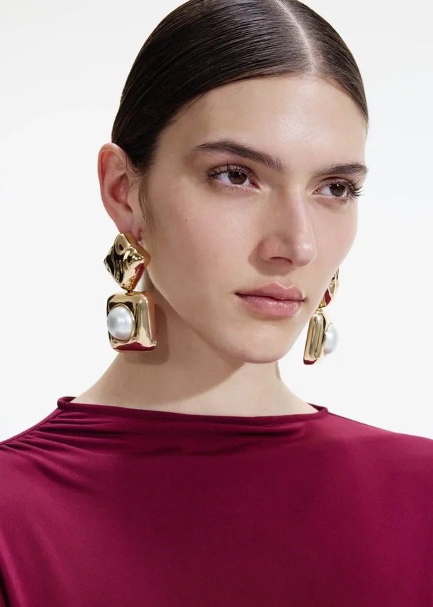Mottled Gold Pearl Tiered Earrings Mottled Gold Pearl Tiered Earrings